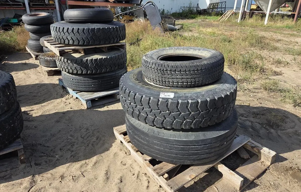 Assorted Tires & Wheels
UNRESERVED