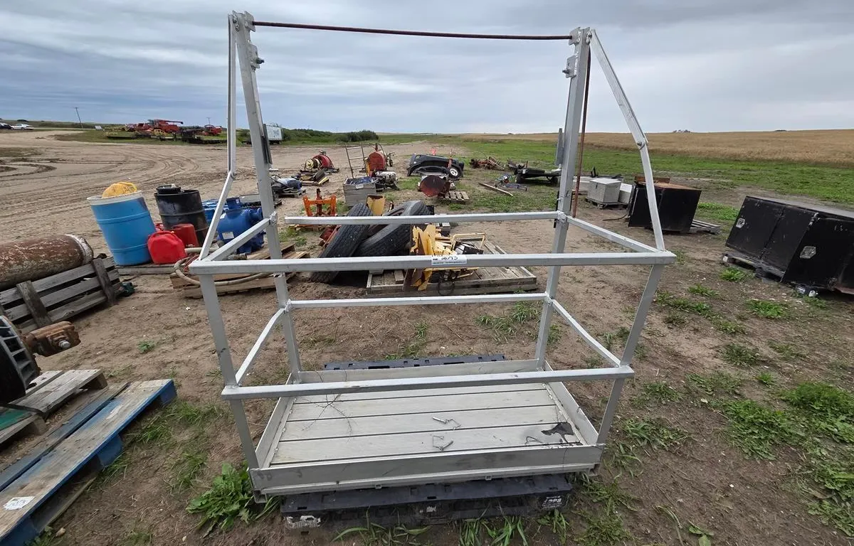 Aluminum Work Platform
UNRESERVED