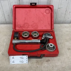 Snap-On SVTS262-1 Cooling System Tester Kit with Pump, Gauge, and Adapters