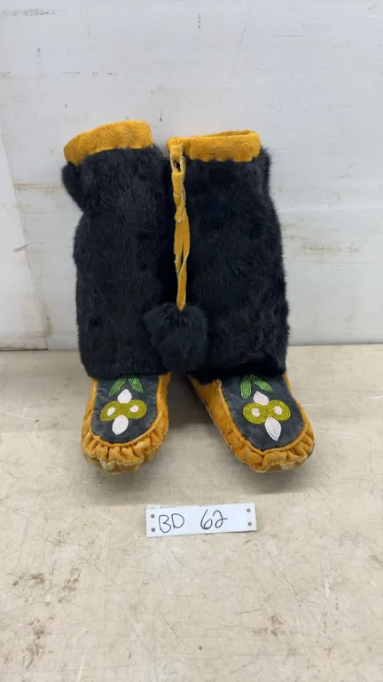 First Nations Cree Buckskin/ Real Fur Mukluks With Cozy Inner Lining, 10.5” Heel to Toe