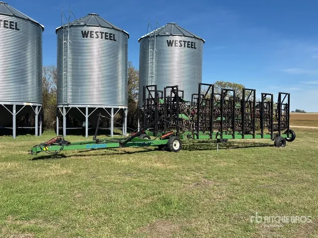 Blanchard Hydra-Lift 60 ft Harrow Packer