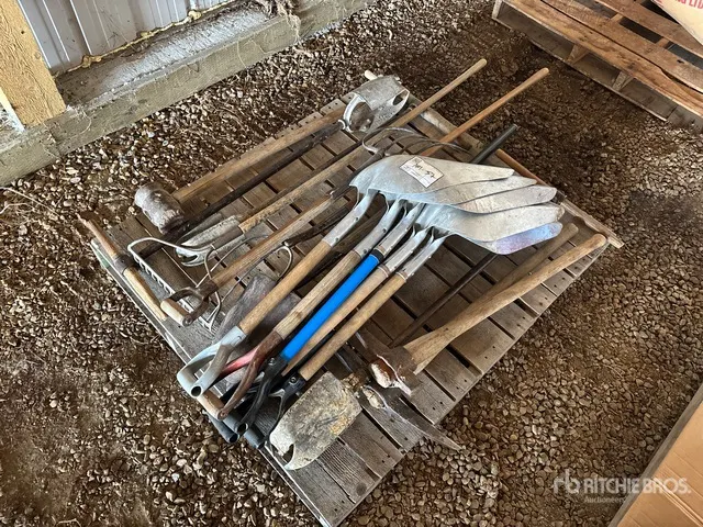 Quantity of Assorted Yard Tools