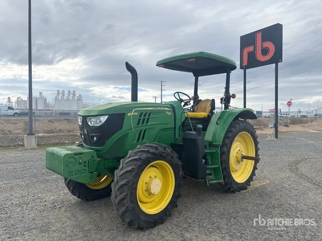 2017 John Deere 6130M 4WD Tractor