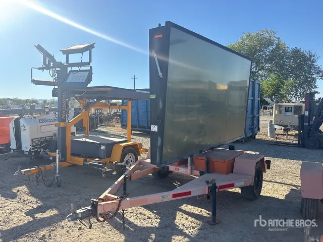 2006 Ver-Mac 1210QS Solar Message Board
