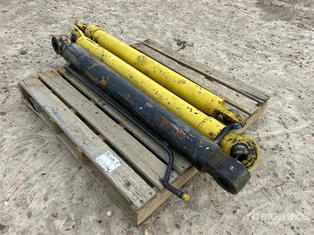 Quantity of (3) Hydraulic Cylinder