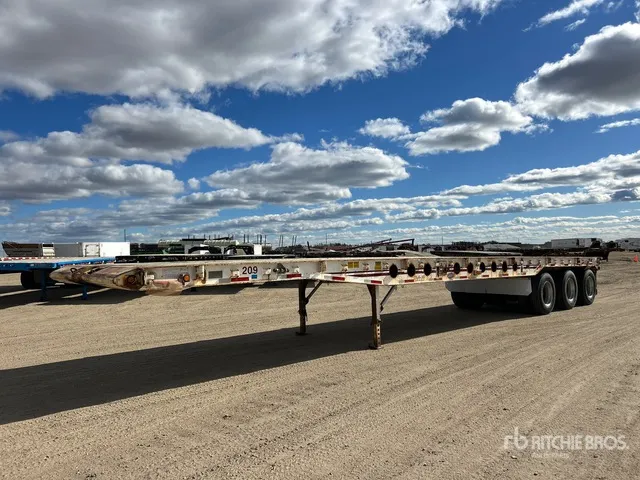 1997 Scona 48 ft Tri/A Flatbed Oilfield Trailer