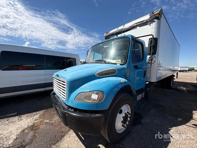 2016 Freightliner M2 106 4x2 Van / Box Van Truck
