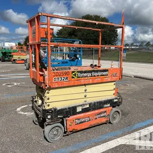 2018 JLG 1932R Electric Scissor Lift