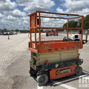 2018 JLG 1932R Electric Scissor Lift