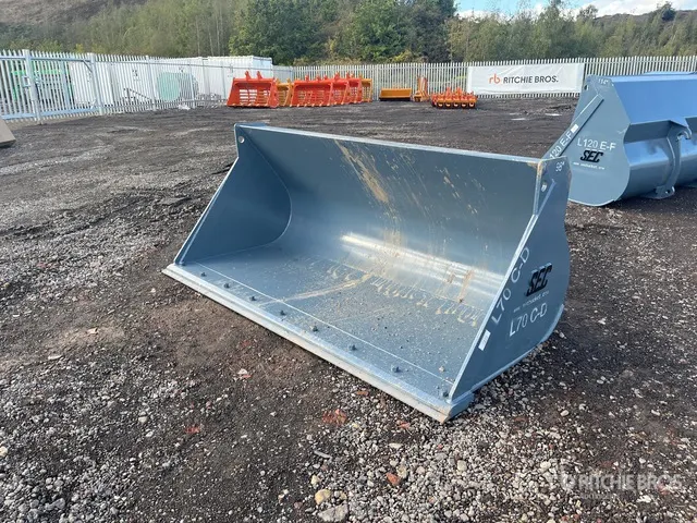 2026 SEC 98 in Wheel Loader Bucket - Fits Volvo L70 (Unused)