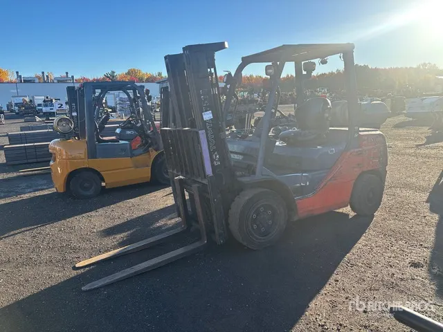 2014 Toyota 8FGU30 5820 lb Cushion Tire Forklift