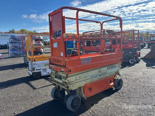2015 JLG 1930 ES Electric Scissor Lift