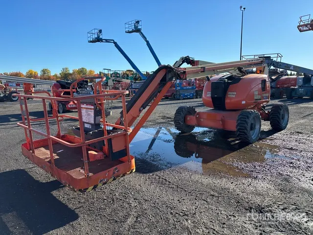 2014 JLG 600 AJ DF 4WD Dual Fuel Articulating Boom Lift