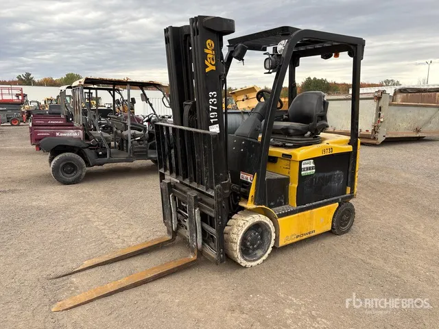 2015 Yale ERC060VGN48TE088 4450 lb Electric Forklift