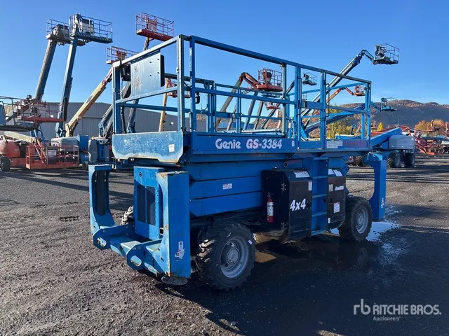 2018 Genie GS3384 4x4 Dual Fuel Scissor Lift