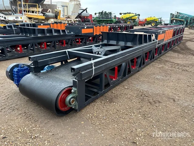 2026 TRIOSTACKER SKW36-60 36 in x 60 ft Portable Radial Stacking Conveyor (Unused)