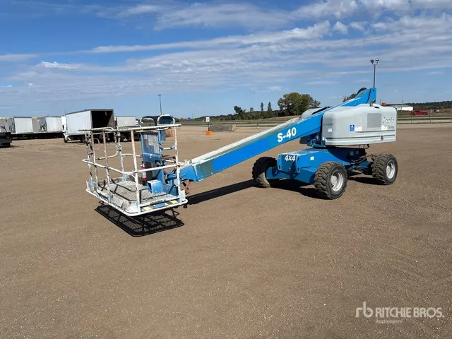2015 Genie S-40 4WD Diesel Telescopic Boom Lift