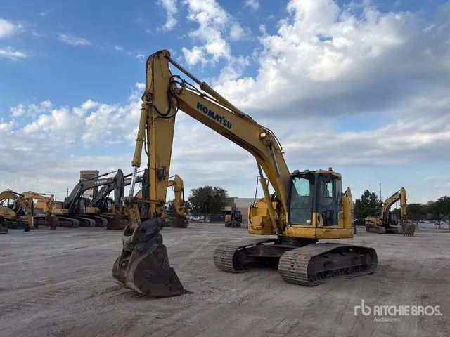 2013 Komatsu PC228USLC8 Tracked Excavator