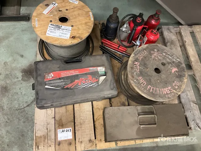 (2) Hydraulic Rams, (4) Jacks and (2) Partial Spools of Cable