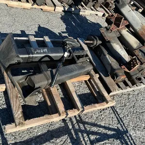 Quantity of Trailer Landing Gear Legs
