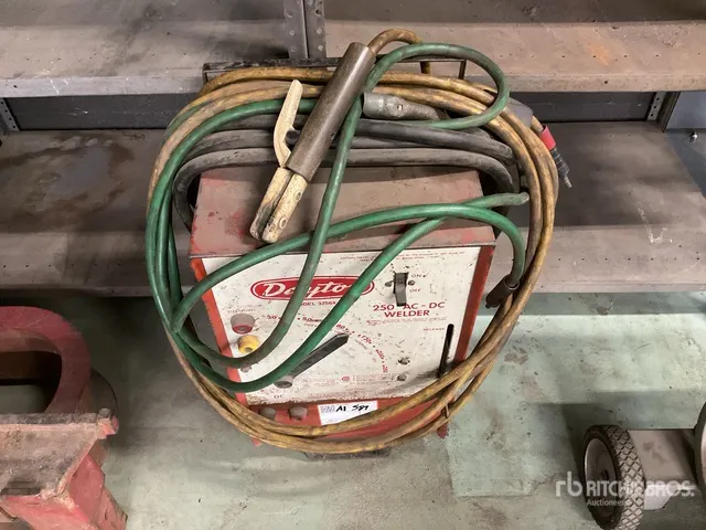 Dayton 250 AC - DC Stick Electric Welder