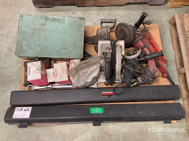 S&K 3/4 in Torque Wrench, Gear Wrench 3/4 in Torque Wrench and Misc. Tools