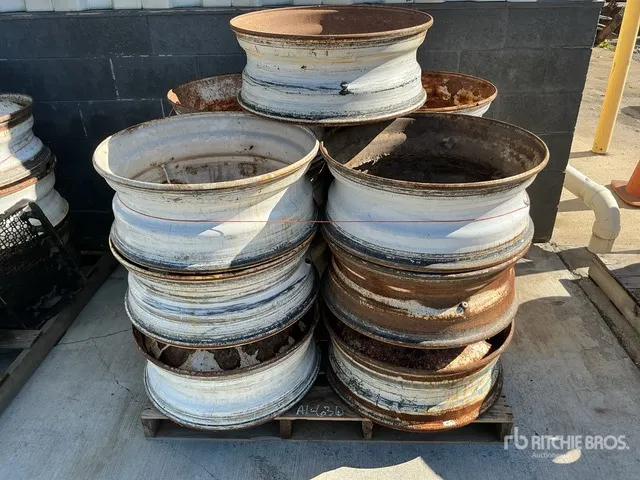 Quantity of (13) 24.5 Wheels