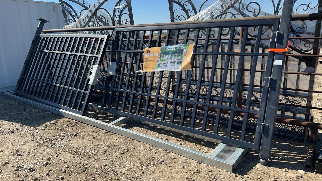 18' Farm Metal Driveway Gate-C
