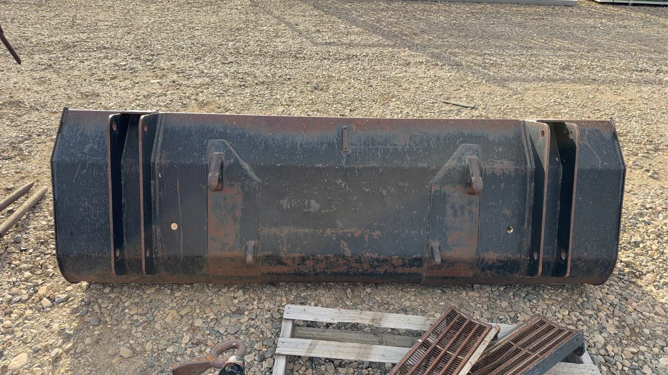 Loader Tractor Bucket