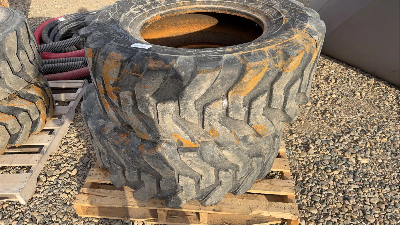 2 - 15.5-25 LT Sellick 100 4WD Tires