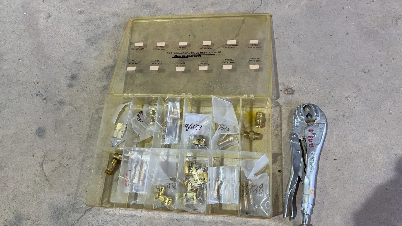Brass Fittings W/ Wrench