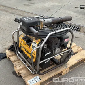JCB Beaver 