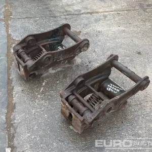 CAT Hydraulic QH 50mm Pin to suit 6-8 Ton Excavator (2 of) 