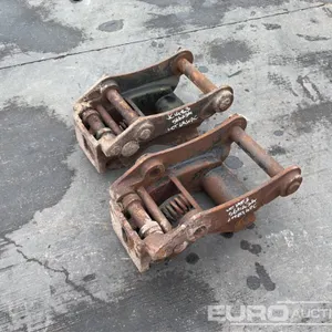 CAT Hydraulic QH 50mm Pin to suit 6-8 Ton Excavator (2 of) 