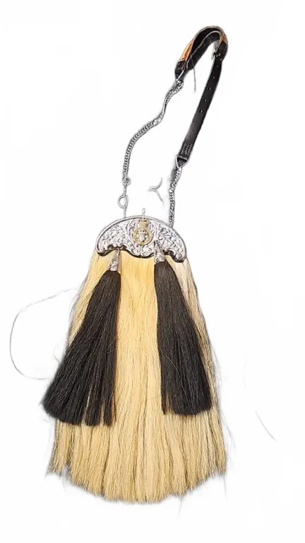 Scottish Horsehair Sporran with Engraved Badge and Leather Back