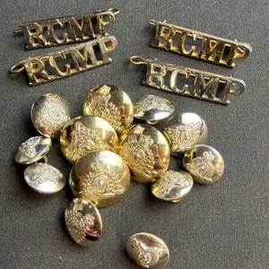 RCMP Shoulder Badges Set of 4 with 9 Small and 4 Large RCMP Buttons by Gaunt London
