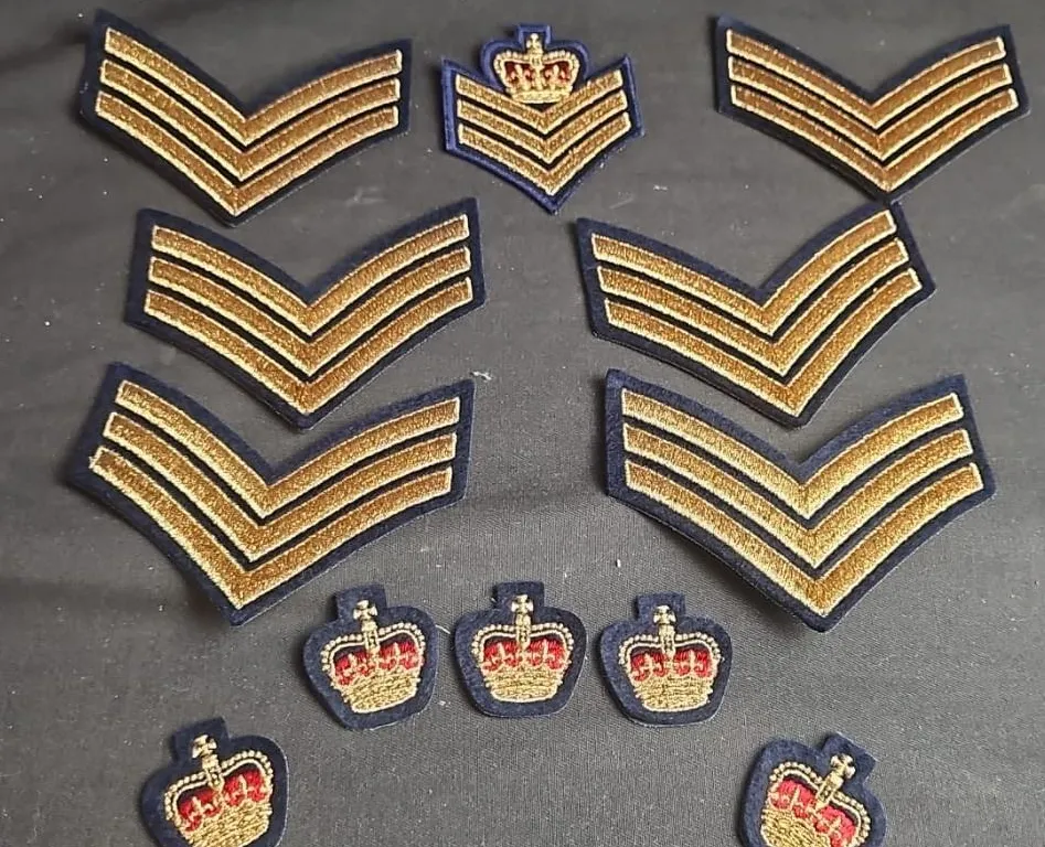 RCMP Rank Insignia Set: 6 Sergeant Shoulder Patches, 1 Blazer Badge, 5 Crown Flashes