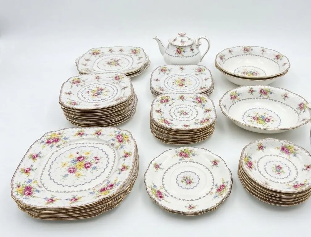 Royal Albert England Bone China Petit Point Pattern 54-Piece