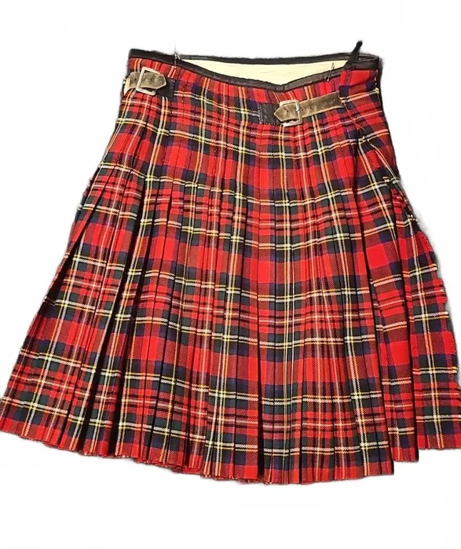 Thos. Gordon & Sons Highland Dress Red Tartan Kilt with Buckles