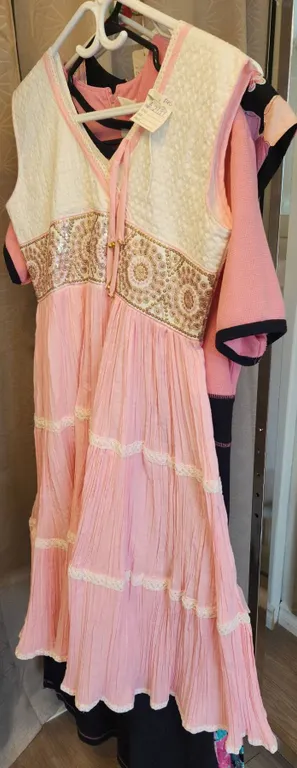 Women's Dresses in Various Sizes and Styles
