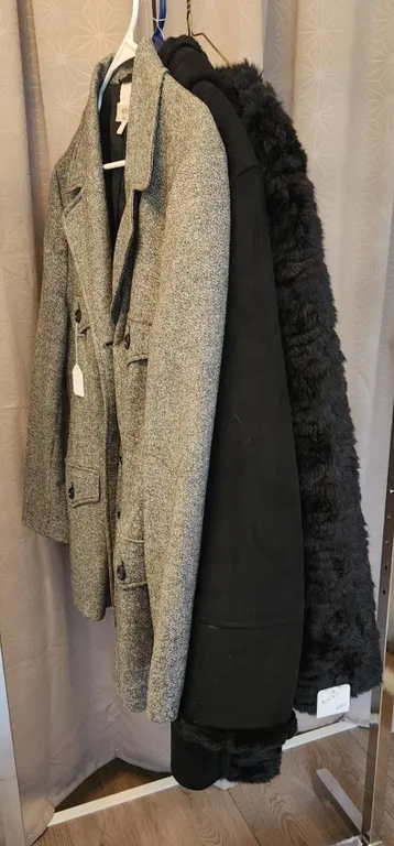Women's Jackets Assortment, Various Sizes