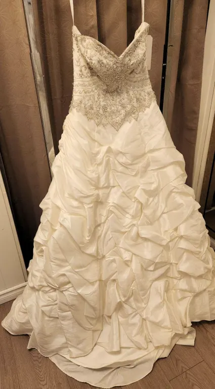 Madison Collection Size 8 Ivory and Silver Bridal Dress with Beaded Bodice