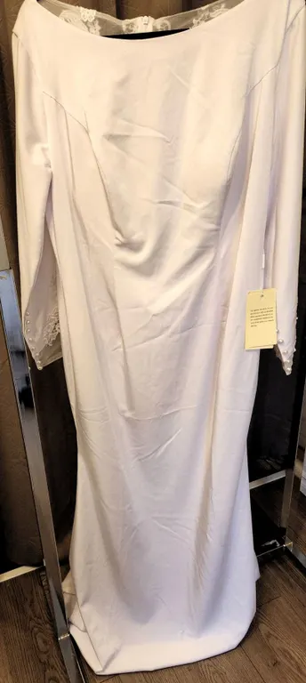 White Long Sleeve Bridal Gown with Lace Appliqué and Button Detailing, Fits Medium