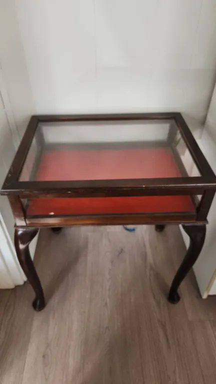 Wood Display Table with Glass Top and Red Lined Interior, 21" W x 16" D x 24" T