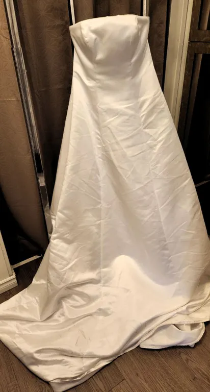 Alfred Angelo Bridal Gown Size 4