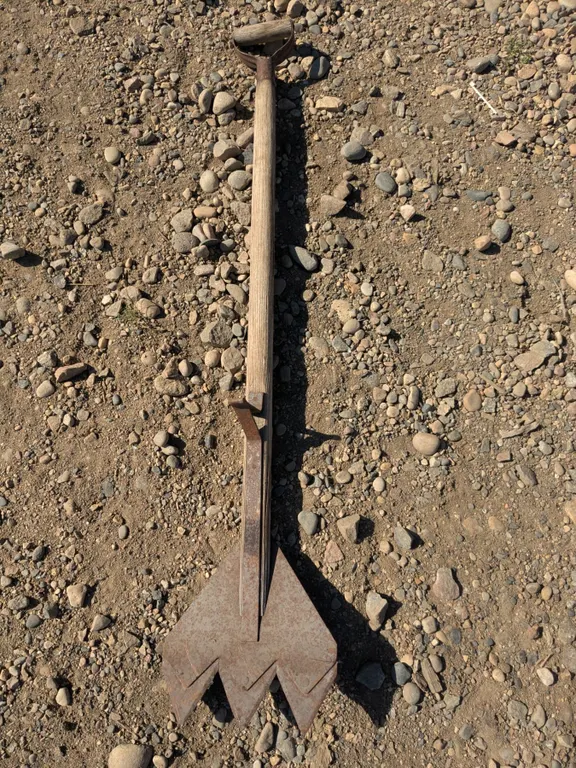 Vintage Hay Knife