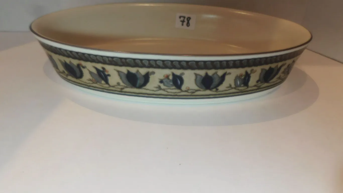 MACASA INTAGLIO ARABELLA OVAL BAKING DISH