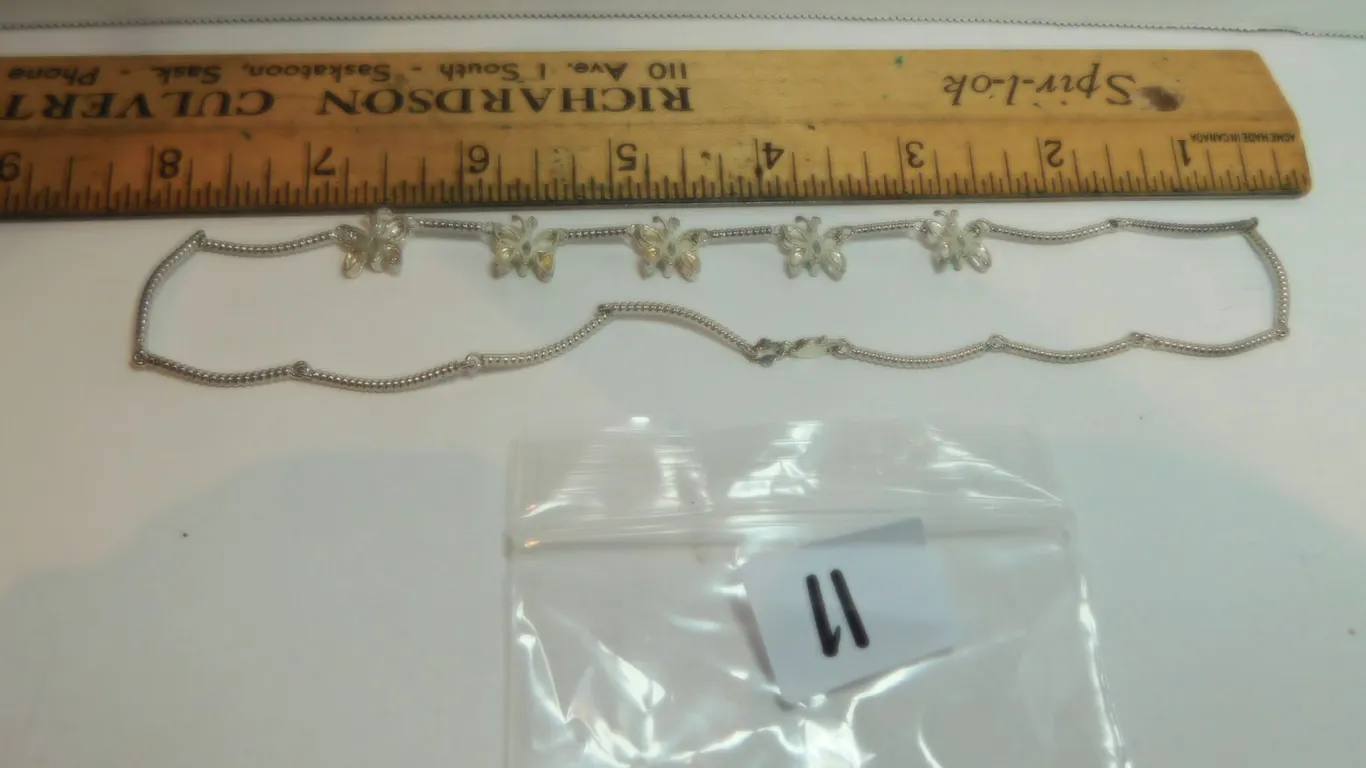 STERLING BUTTERFLY NECKLACE 11.2G