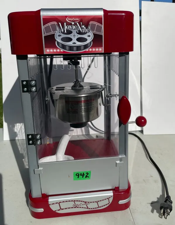 Betty Crocker “Movie Nite” Cinema Style Popcorn Maker. Hot Oil Kettle.