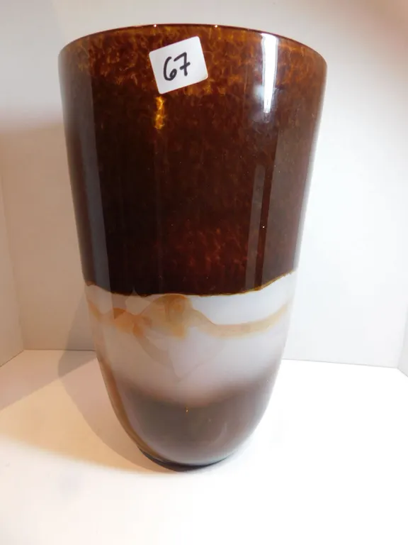 LARGE BROWN/WHITE/GOLD ARTGLASS VASSE 11.75” TALL, 7” DIAMETER TOP